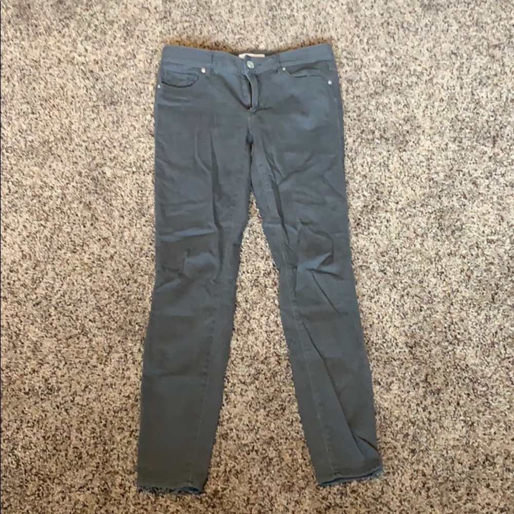 Ann Taylor loft soft jeans size 2/26